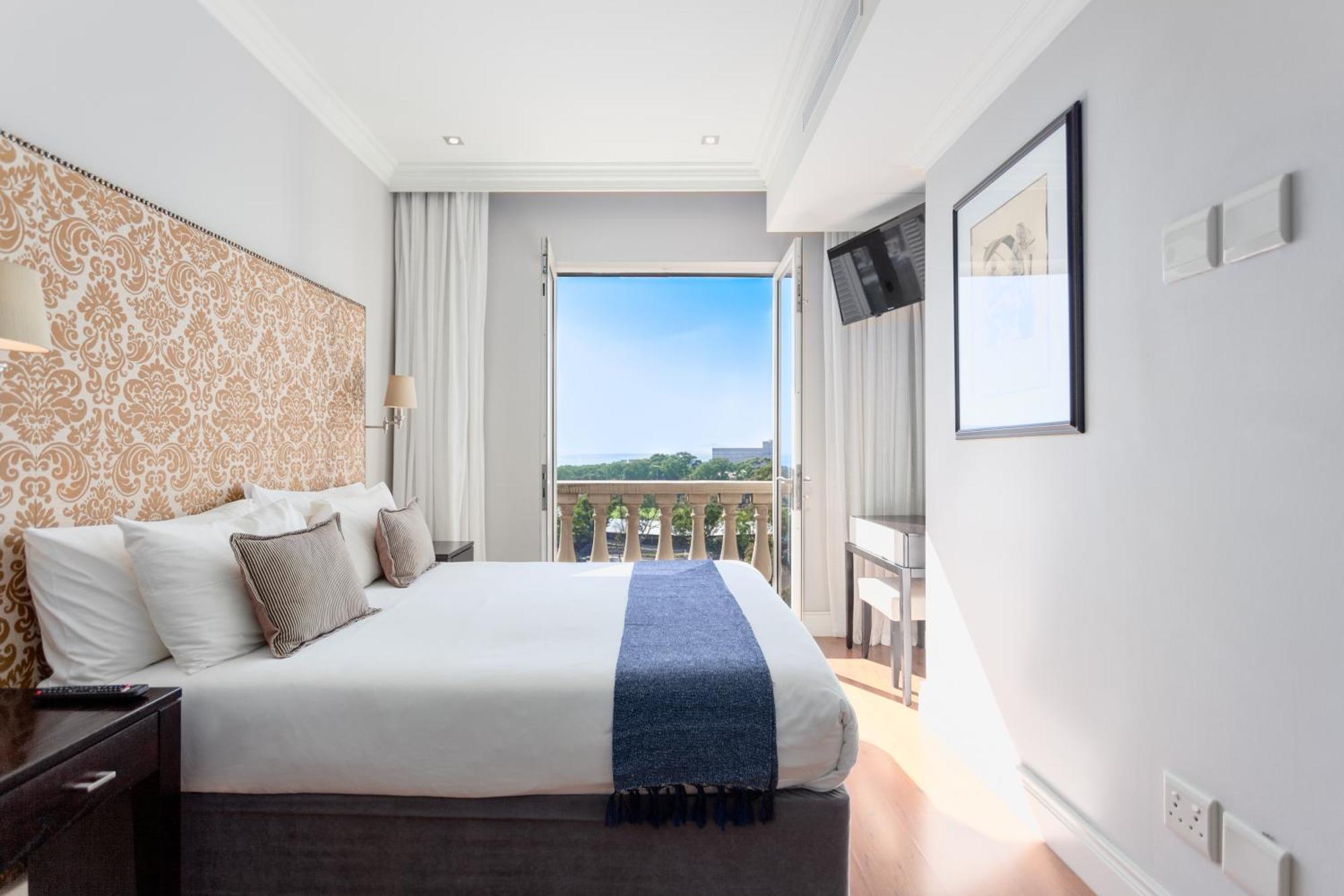 Cape Royale Luxury By Nivar เคปทาวน์ ภายนอก รูปภาพ