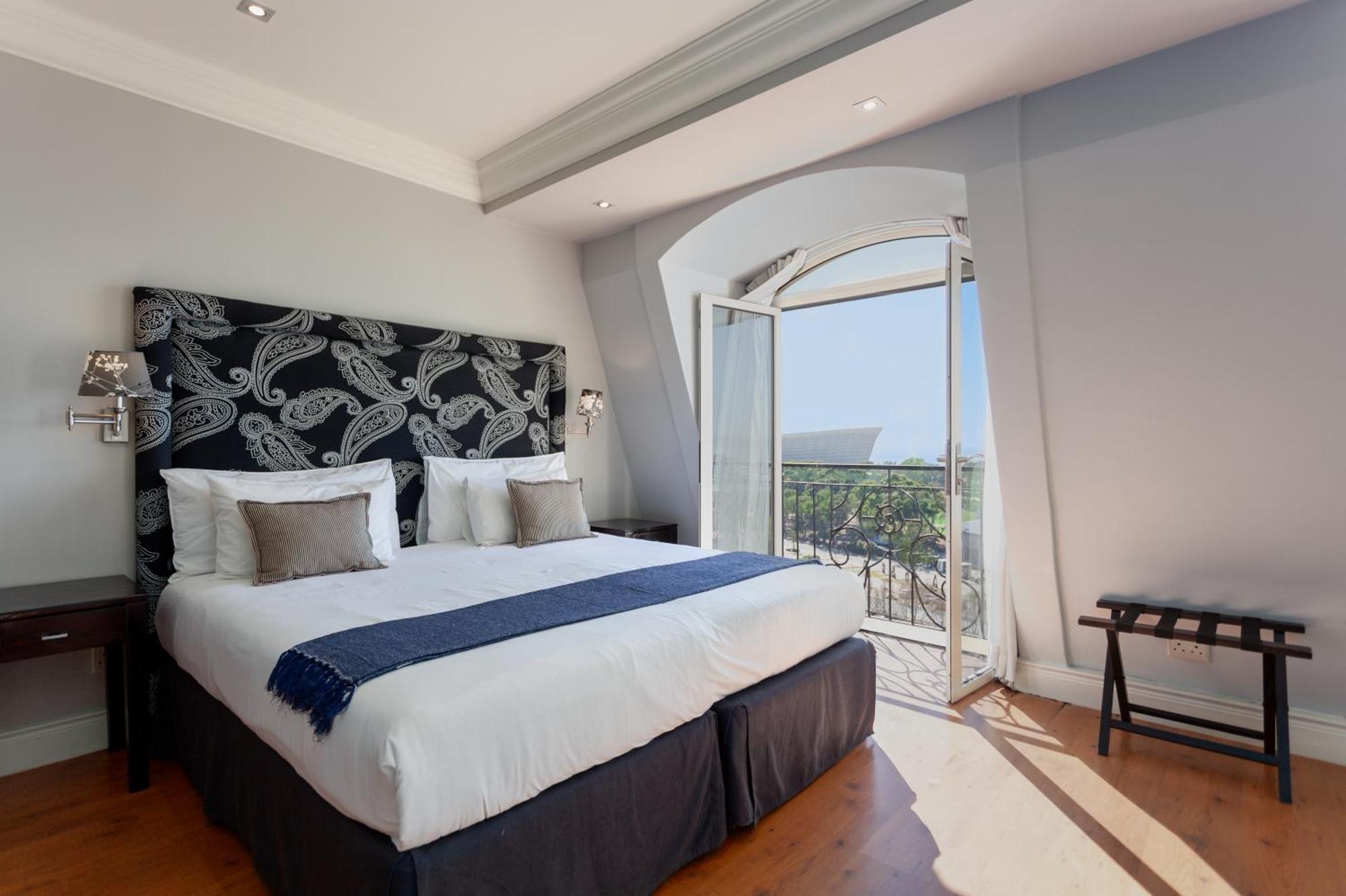 Cape Royale Luxury By Nivar เคปทาวน์ ภายนอก รูปภาพ