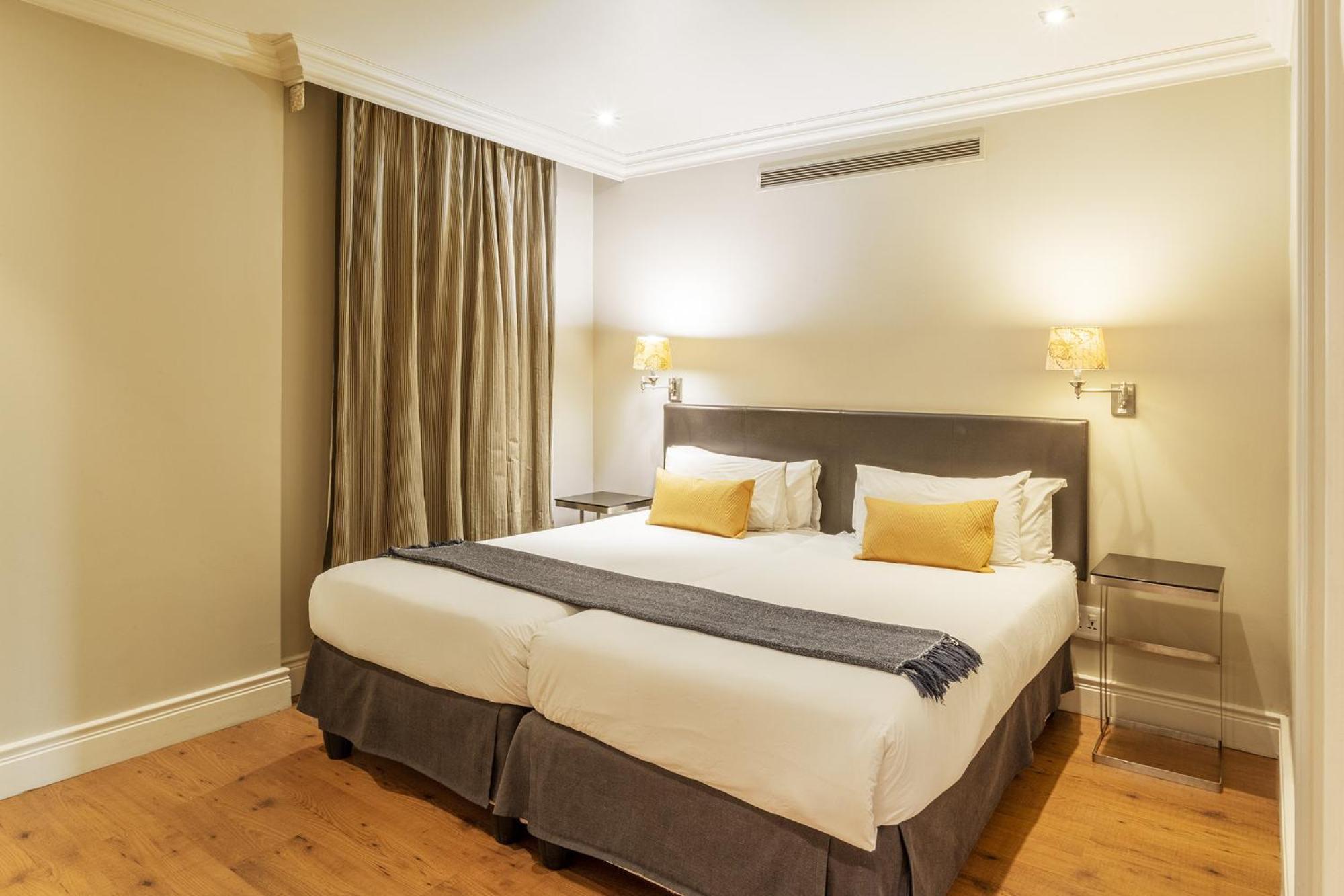 Cape Royale Luxury By Nivar เคปทาวน์ ภายนอก รูปภาพ